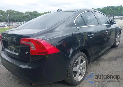 2012 Volvo S60 T5 из США, поврежденный, VIN YV1622FS7C2033864